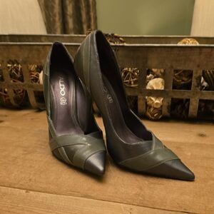 Aldo Women's Black and Dark Gray Heels